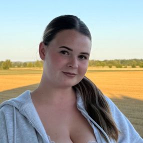 Lara, Babysitter in Freising