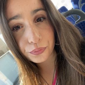 Ella, Babysitter in Karlsdorf-Neuthard