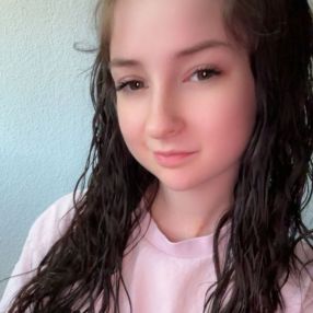 Sarah, Babysitter in Illingen