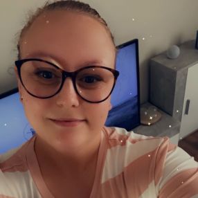 Michelle, Babysitter in Aldenhoven