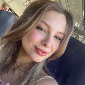 Yuliia, Babysitter in Bedburg