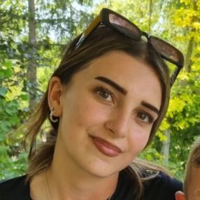 Leonie, Babysitter in Bayreuth
