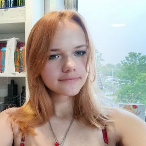 Lilith, Babysitter in Pulheim
