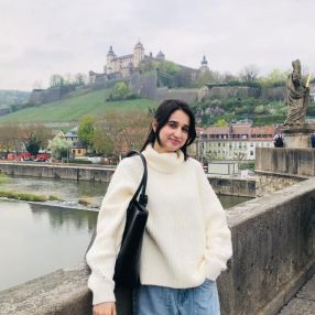 Maria, Babysitter in Würzburg