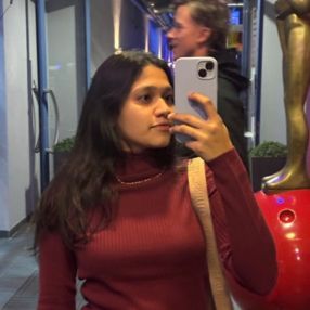 Sruthi, Babysitter in Essen