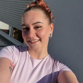 Laura, Babysitter in Rödermark