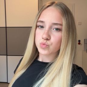 Jolina, Babysitter in Alsdorf