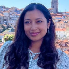 Nishma, Babysitter in Darmstadt