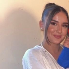 Amina, Babysitter in Geestland
