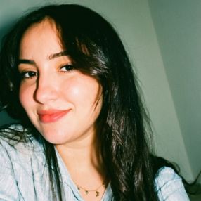 Zineb, Babysitter in Frankfurt am Main