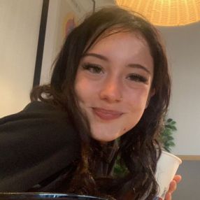 Rubylu, Babysitter in Hamburg