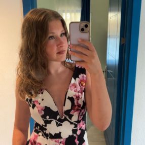 Anastasia, Babysitter in Goldbach