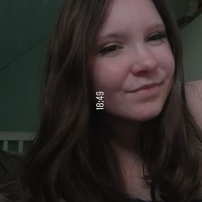 Lena, Babysitter in Delitzsch