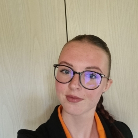 Jennifer, Babysitter in Magdeburg