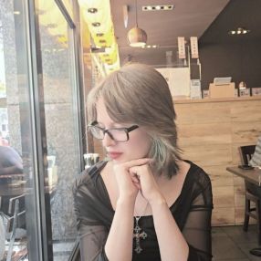 Shapovalova, Babysitter in Barsinghausen
