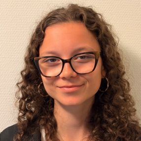 Charlotte, Babysitter in Erlangen