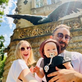 Liza, Family in Frankfurt am Main