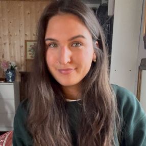 Charlotte, Babysitter in Königstein im Taunus