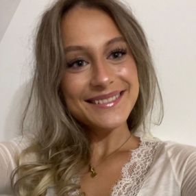 Sara, Babysitter in Nördlingen