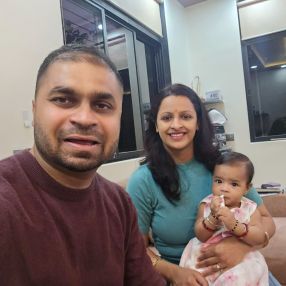 Supriya, Familie in Hanau