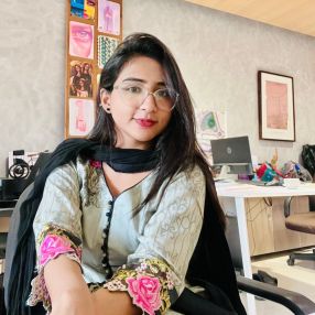 Shamsher, Babysitter in Wismar
