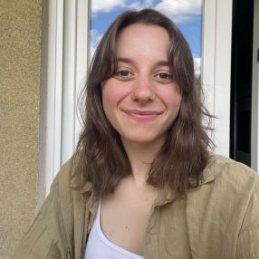Alina, Babysitter in Wilhelmshaven