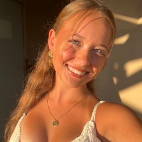 Lara, Babysitter in Hemer