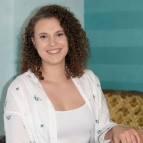 Mel, Babysitter in Bochum