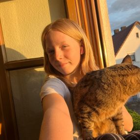 Serafina, Babysitter in Aichach