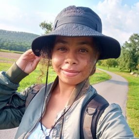 Hardine, Babysitter in Vaihingen an der Enz