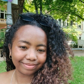 Gastel Mathieue, Babysitter in Iserlohn