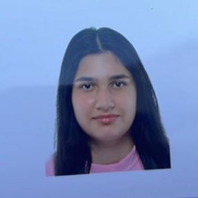 Farida, Babysitter in Halver