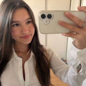 Neele, Babysitter in Markkleeberg