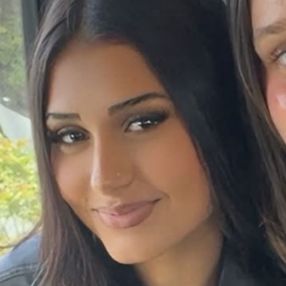 Zahraa, Babysitter in Düren