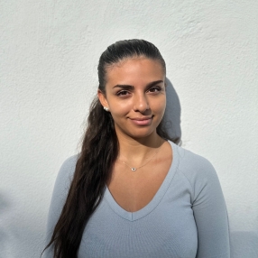Dunya, Babysitter in Bonn