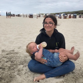 Aulona, Babysitter in Oranienburg