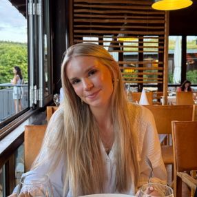Emmy, Babysitter in Friedrichsdorf