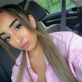 Aya, Babysitter in Wiesbaden
