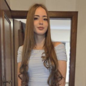 Victoria, Babysitter in Itzehoe