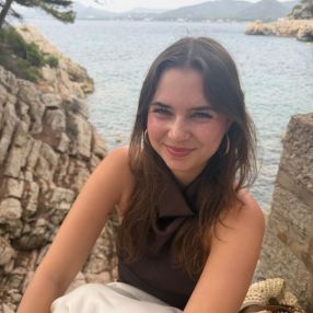 Jonna, Babysitter in Stendal