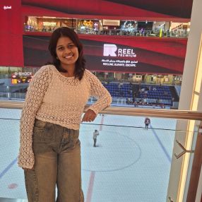 Dharshini, Babysitter in Oldenburg