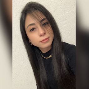 Elanur, Babysitter in Alzey