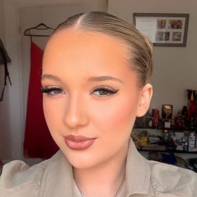 Ashley-Josefine, Babysitter in Dortmund