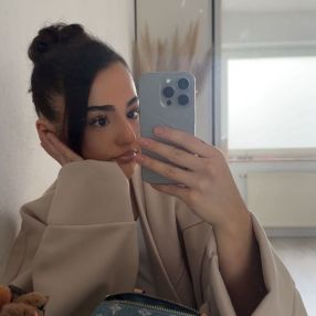 Elif, Babysitter in Gladbeck
