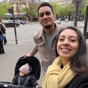 Esra, Family in Hannover