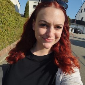 Jenny, Babysitter in Mendig