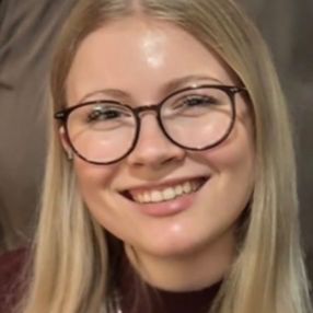 Leana, Babysitter in Walldorf