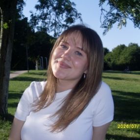 Karolina, Babysitter in Plauen