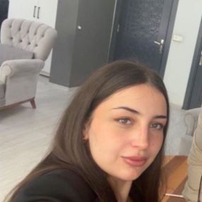 Melek, Babysitter in Rüthen