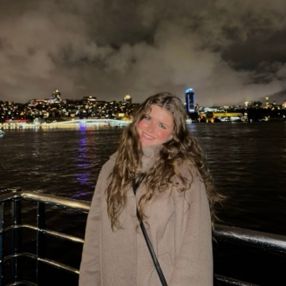 Sofia, Babysitter in Hamburg